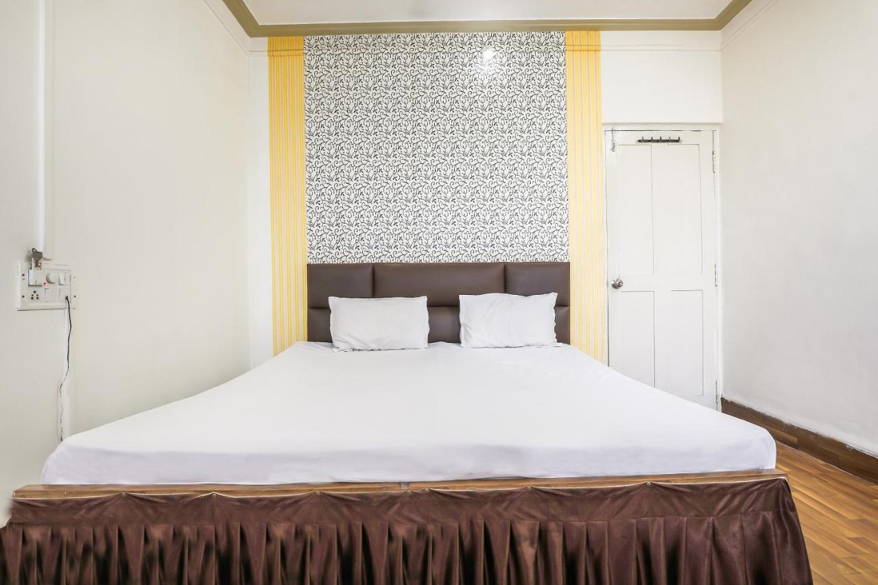 SPOT ON 37412 Hotel Priti International Mapusa Esterno foto