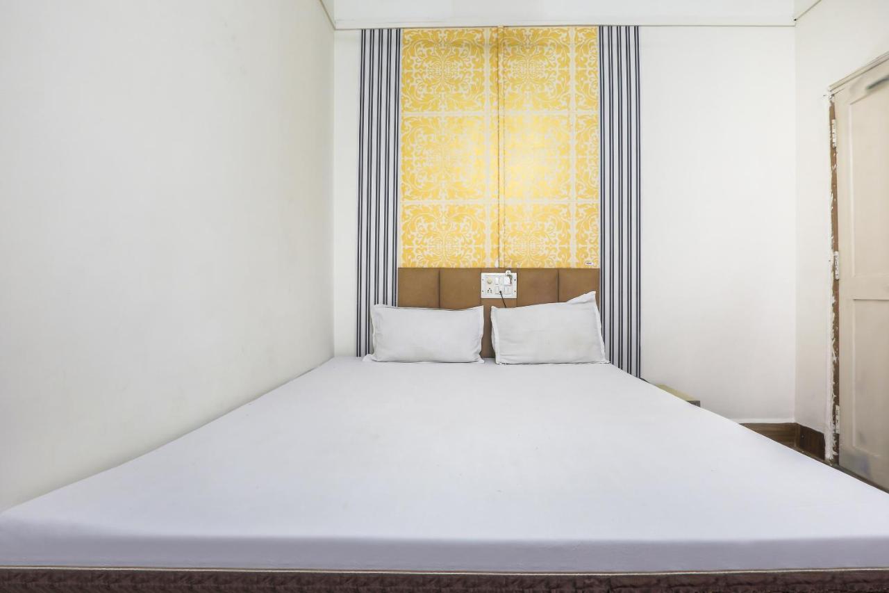 SPOT ON 37412 Hotel Priti International Mapusa Esterno foto