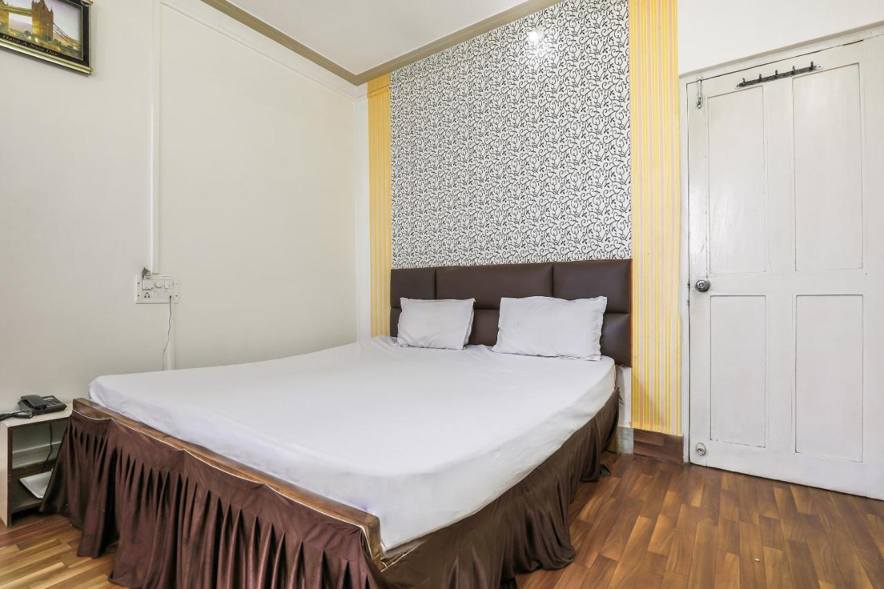 SPOT ON 37412 Hotel Priti International Mapusa Esterno foto